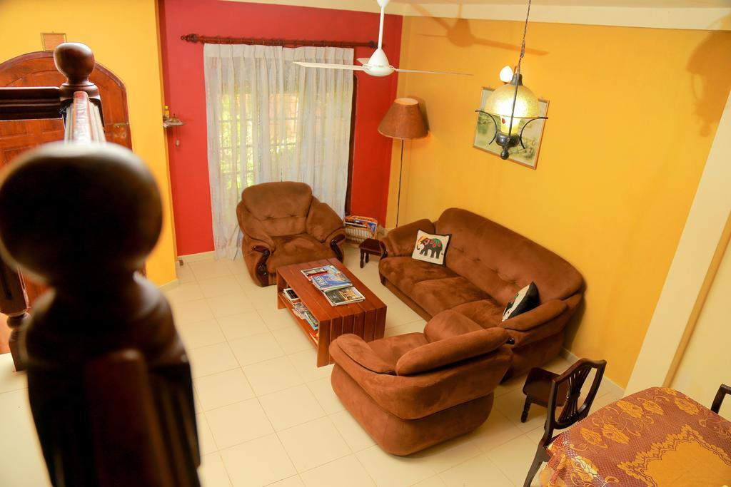 Holiday Nest Bed & Breakfast Wadduwa Exterior foto